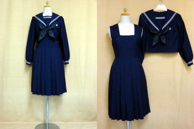 筑紫女学園中学校の制服