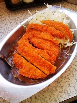 カレーのチャンピオン_チキンカツミニカレー