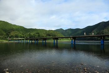 佐田沈下橋
