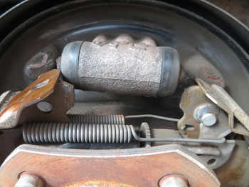 Ｚ12_Rr_Brake (5).jpg