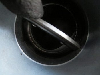 Lotus_Elise_2ZR_throttlebody_cleaning (2).jpg