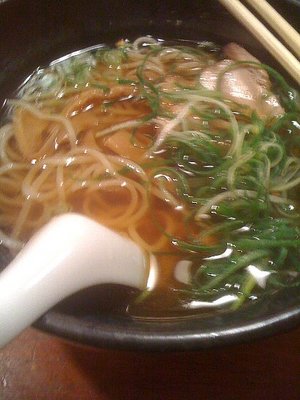 101215_段七 新大阪店_醤油ラーメン.jpg