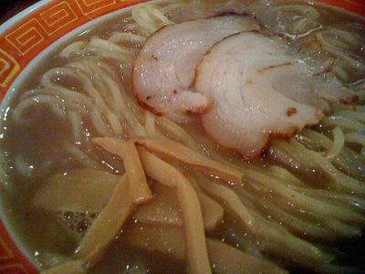 101218_らーめん一作四条畷店_こってりらーめん（太麺）.jpg