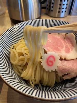 20230704_BIBIRI_つけ麺リフト.jpg
