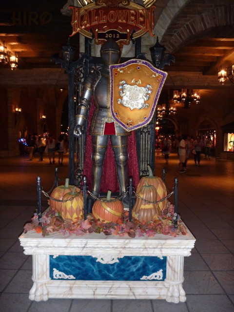 20120904_TDS ハロウィーン 準備中_27.jpg