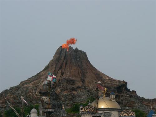 プロメテウス火山爆発_01.JPG