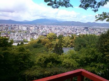 京都霊山護国神社から京都市内を見る