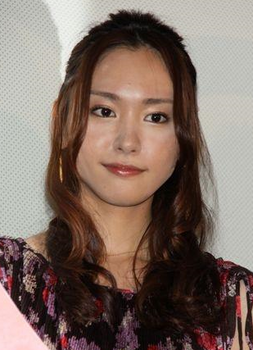 新垣結衣ナミズキの整形画像