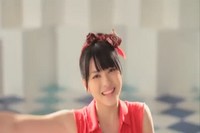 momo_MV_Closeup2_2.jpg