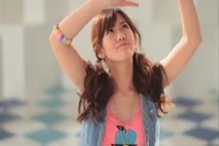 momo_MV_Closeup2_6.jpg