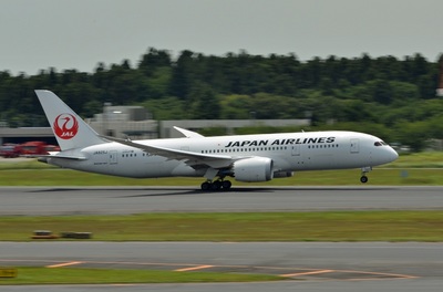 JA825J