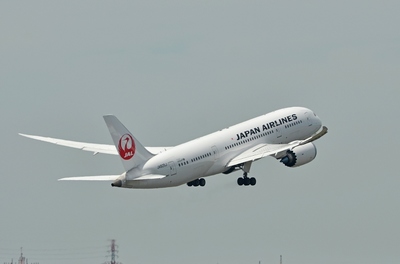 JA825J