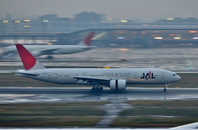 JA703J