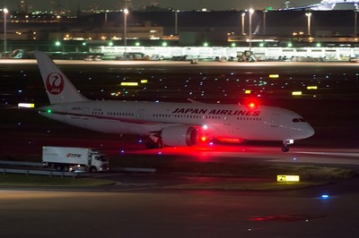 JA825J
