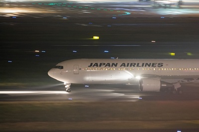 JA657J