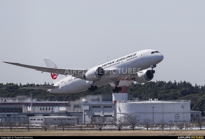 JA823J