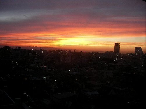 ７月２８日の夕景（西側）