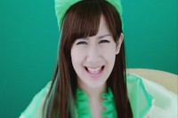 世界一HAPPY MV_Closeup_15.jpg