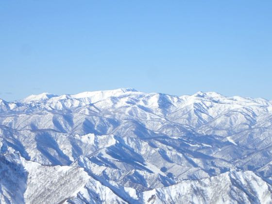 苗場山が見えました