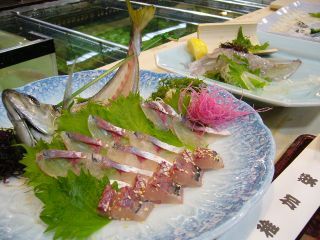 あじの活造り