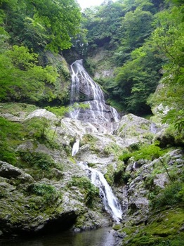 下多古の中ノ滝