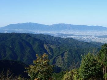 葛城山と金剛山　奈良盆地