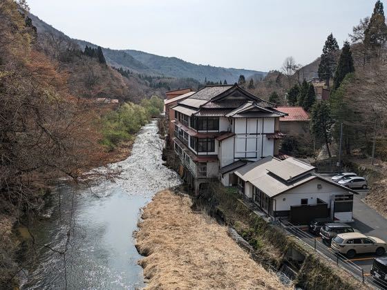 鉛温泉　藤三旅館