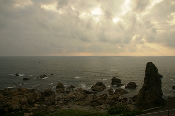 県境の海