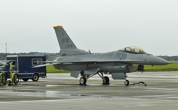 13-F-16.jpg